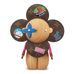 Louis Vuitton LV World Tour Bambola Vivienne (Limitata a 500)