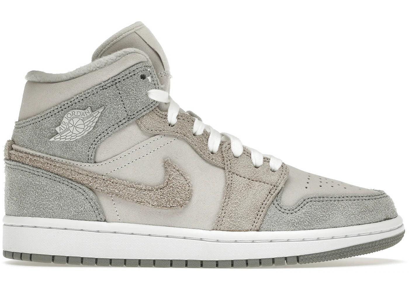 Brand New Air Jordan 1 Mid Gs Fleece Pearl White Fashio