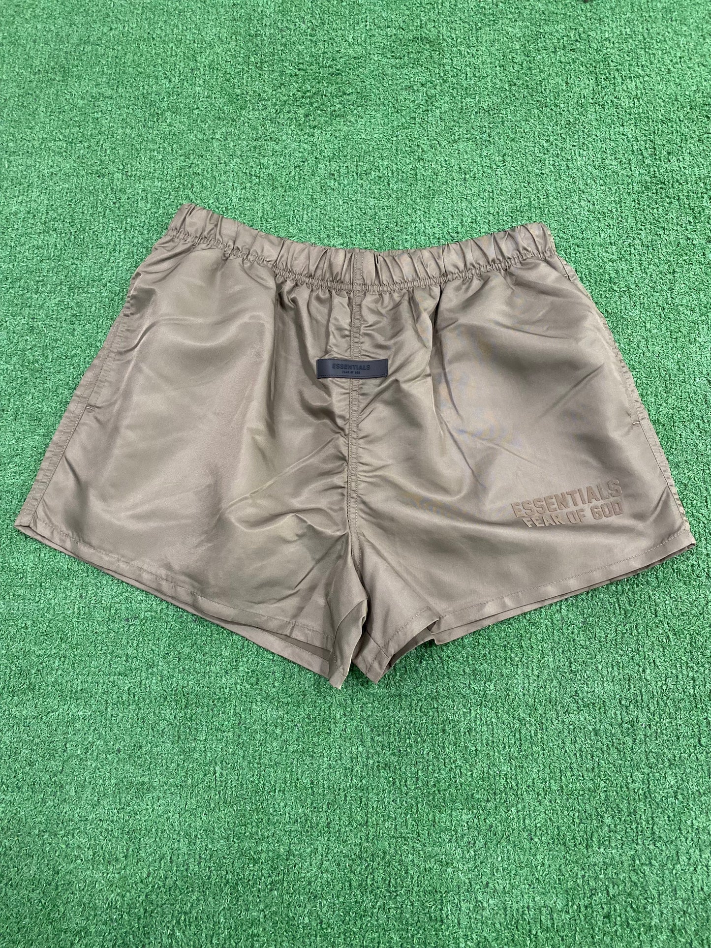Fear of God Essentials Nylon Running Shorts Wood, Shorts - Sneakersbe Sneakers Sale Online