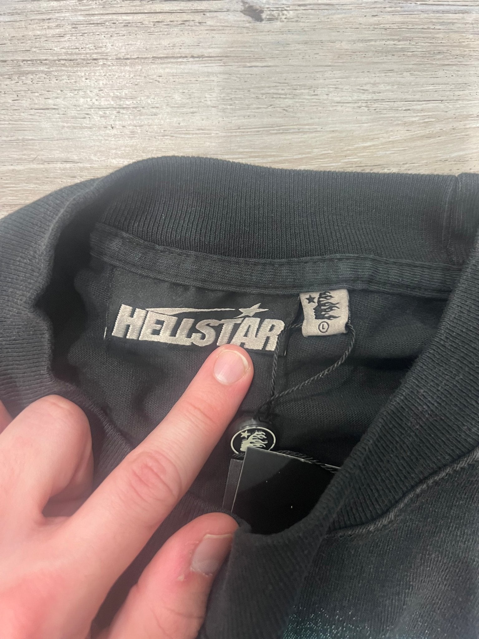 Hellstar The Future T-Shirt - Supra amp Sneakers
