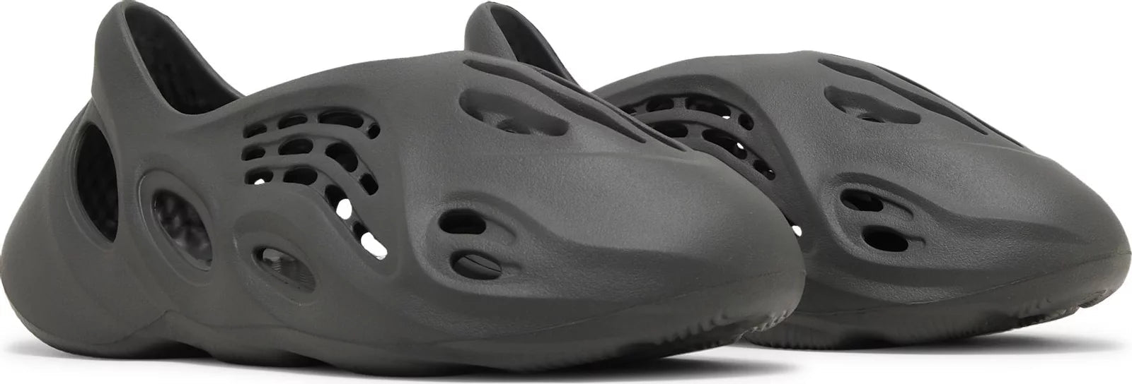 Yeezy Foam RNR (Runner) Carbon - Sneakersbe Sneakers Sale Online